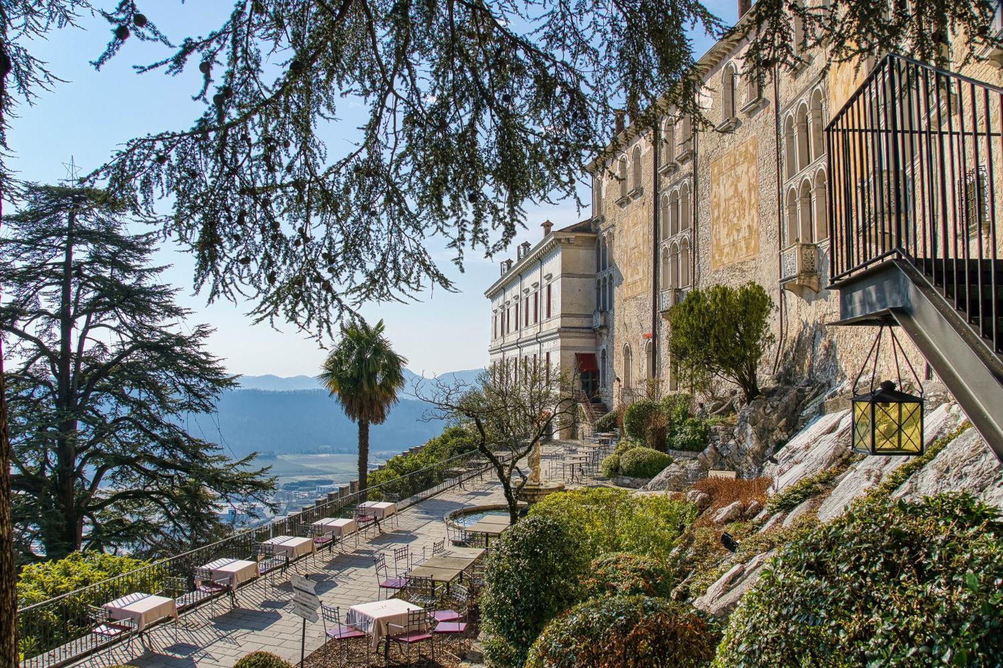 Castelbrando Hotel Cison di Valmarino Buitenkant foto