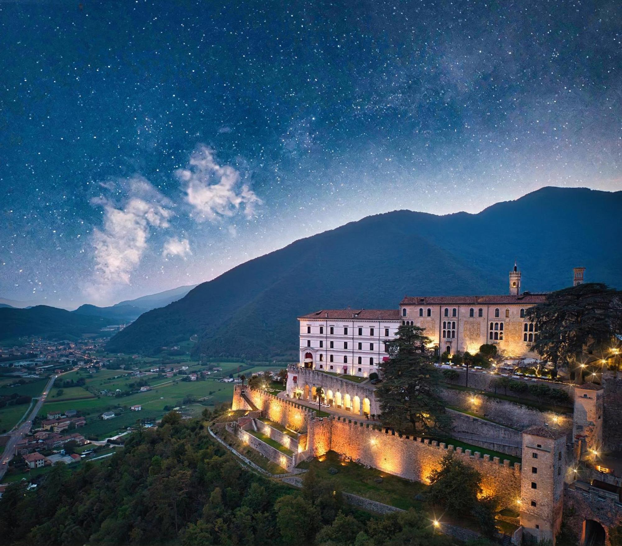 Castelbrando Hotel Cison di Valmarino Buitenkant foto
